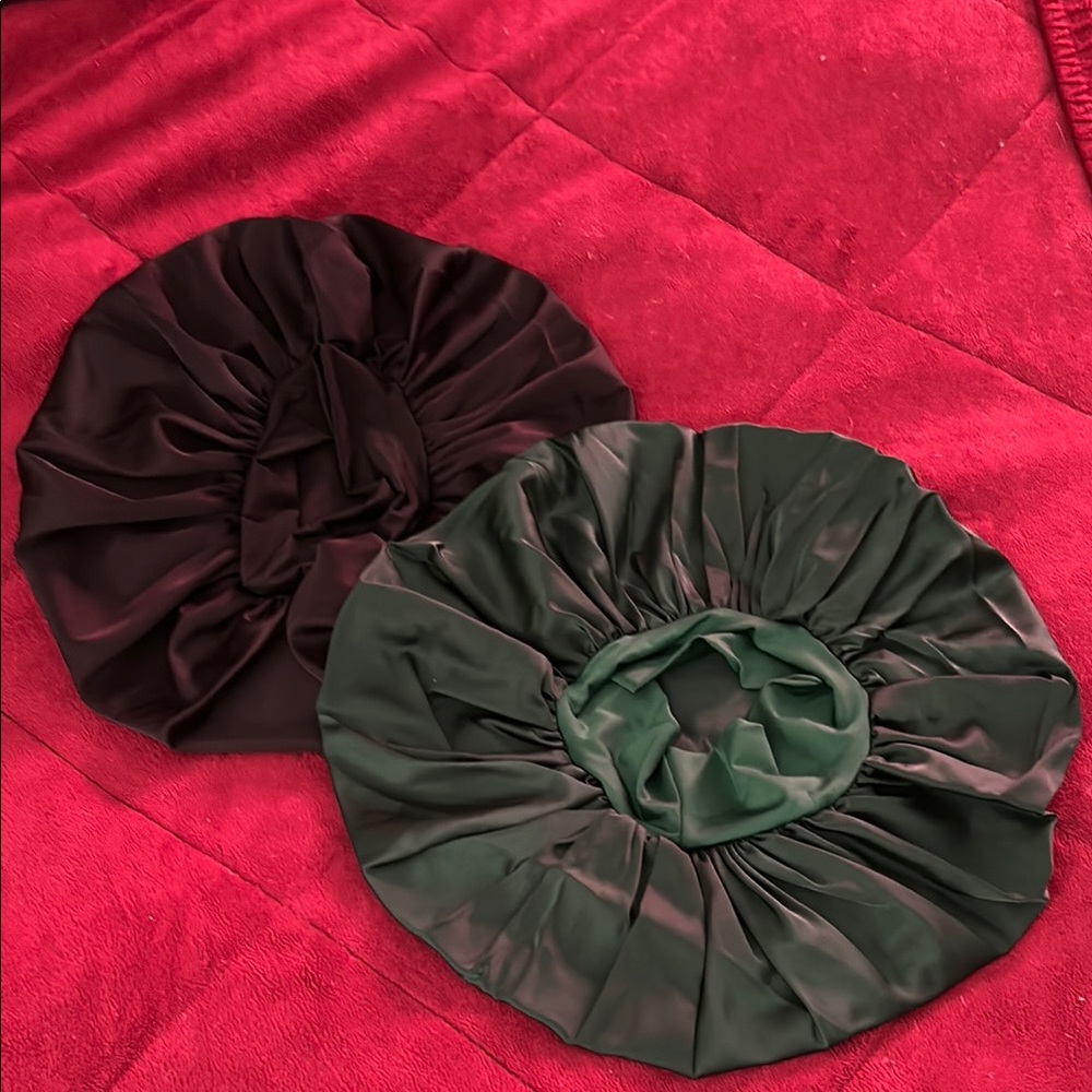 Elegant Green and Black Satin Hair Bonnets